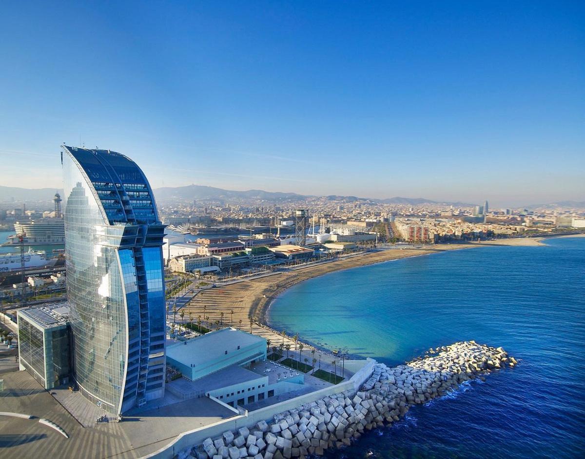 Barcelona Chic Apartments- Free Parking - 10 Min From Bcn City Centre By Metro Exterior foto